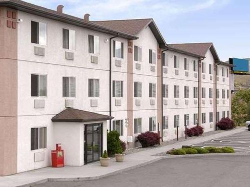 Super 8 by Wyndham The Dalles OR