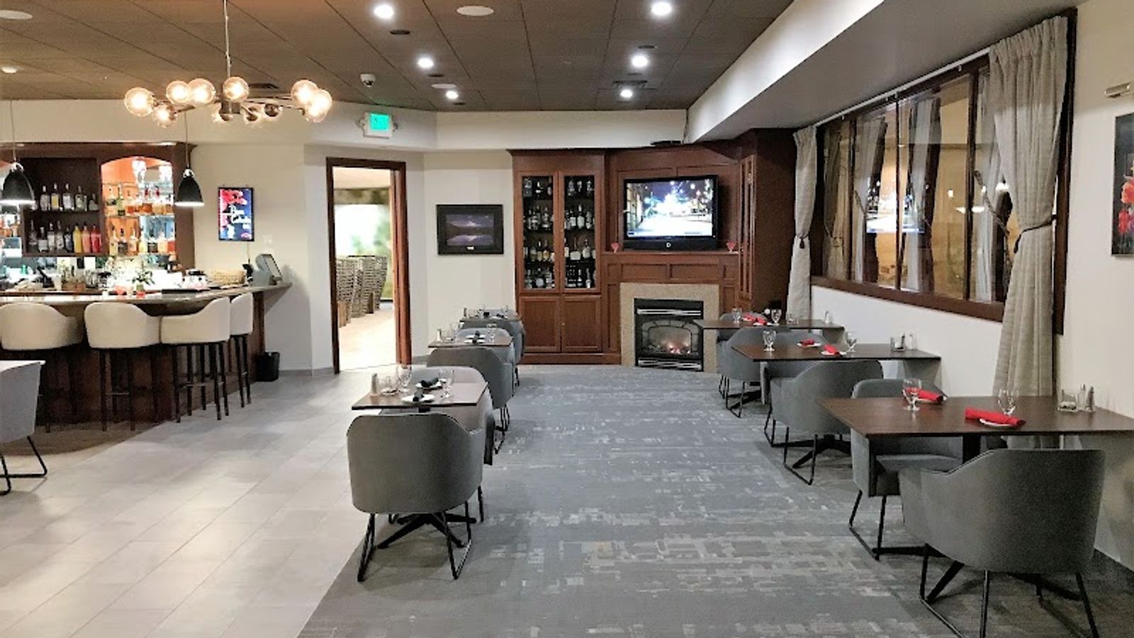 Photo of Medallion Inn and Suites