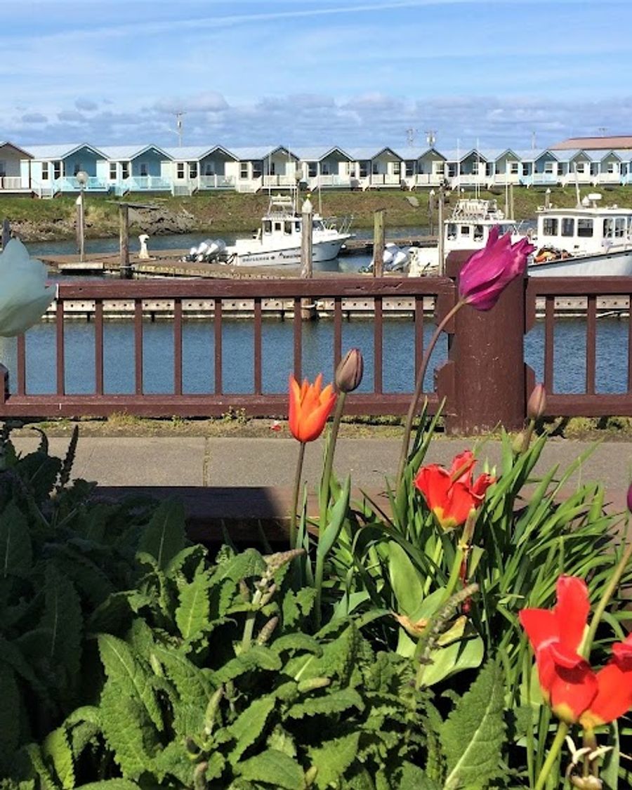 Westport Marina Cottages Motel