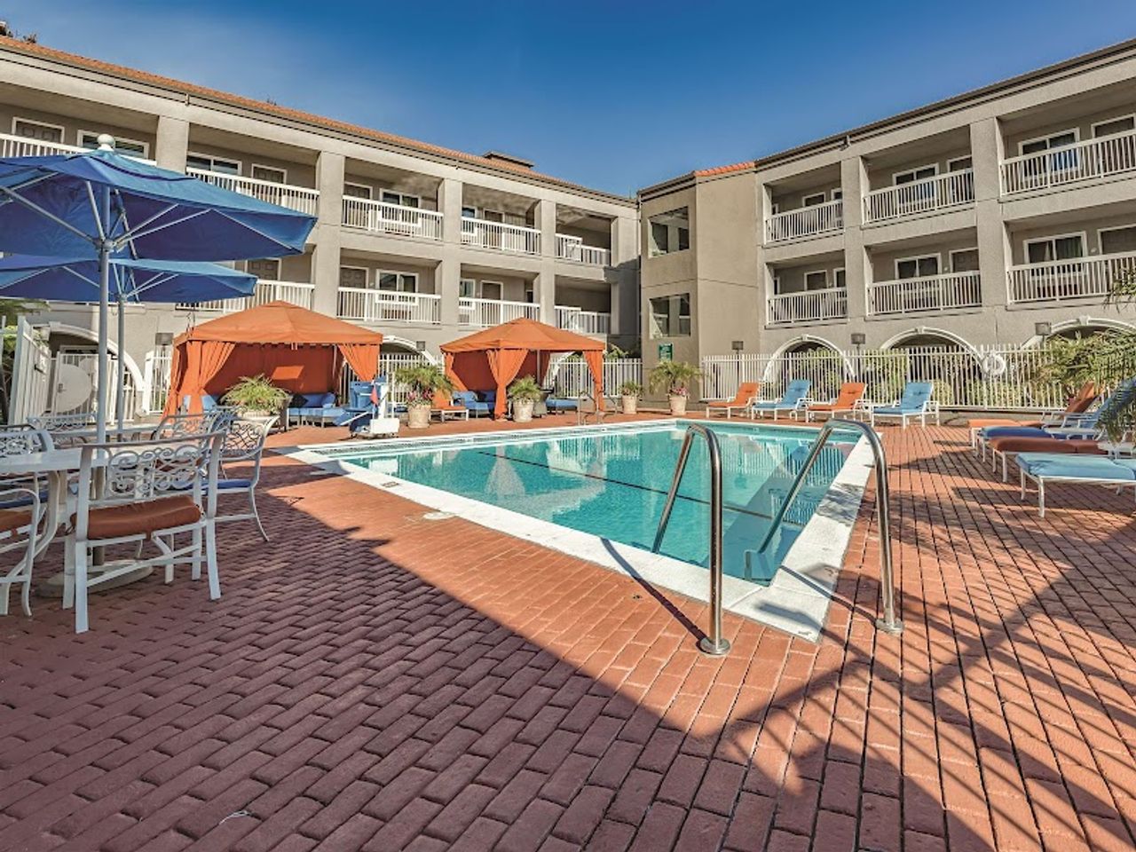 Photo of La Quinta Inn & Suites by Wyndham San Francisco Airport West