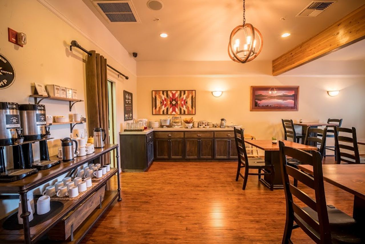 Photo of Pine Ridge Inn