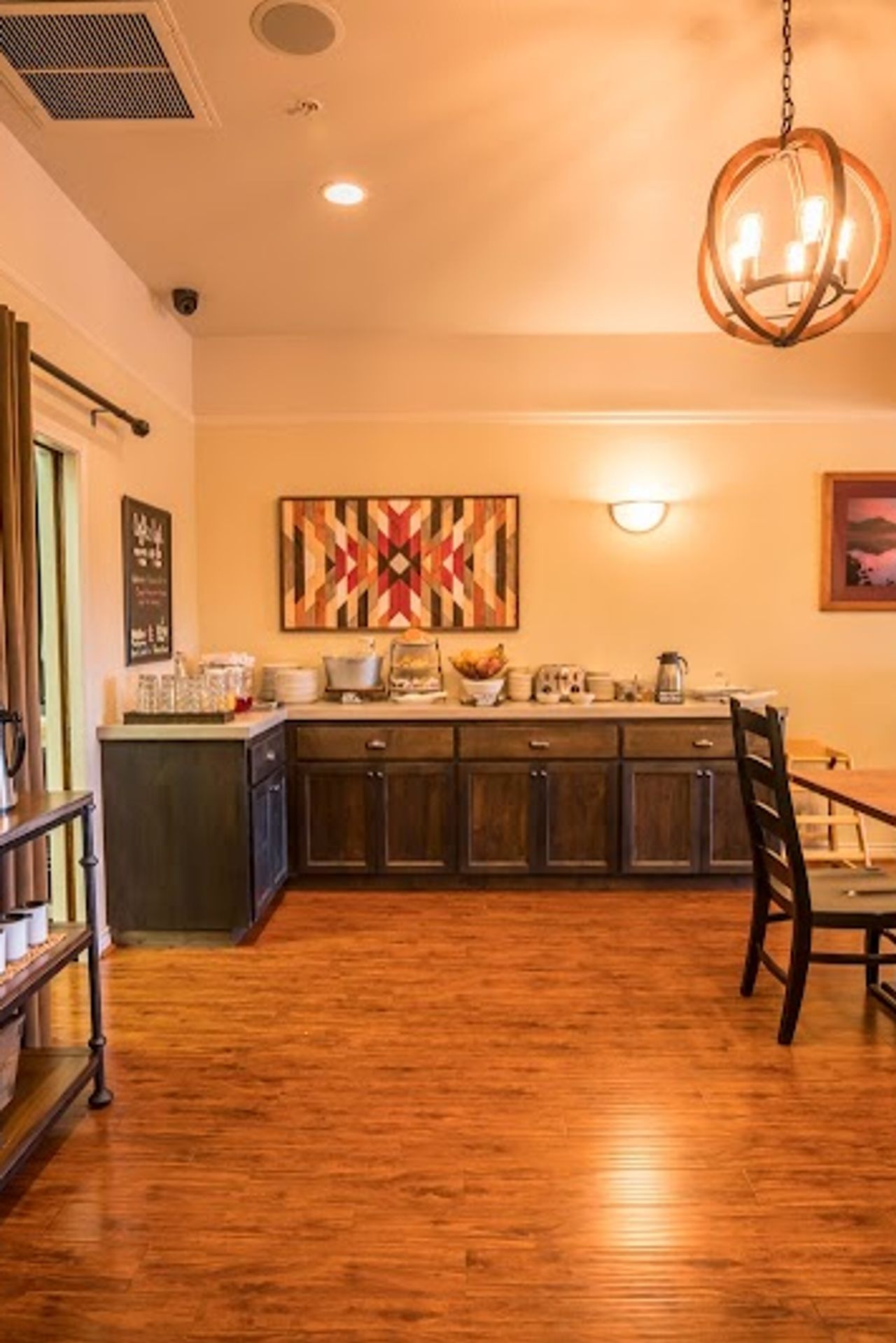 Photo of Pine Ridge Inn