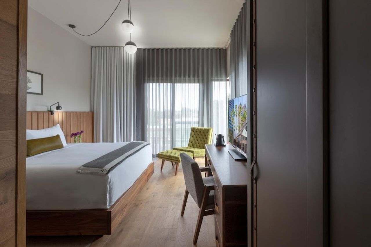 Photo of Park James Hotel