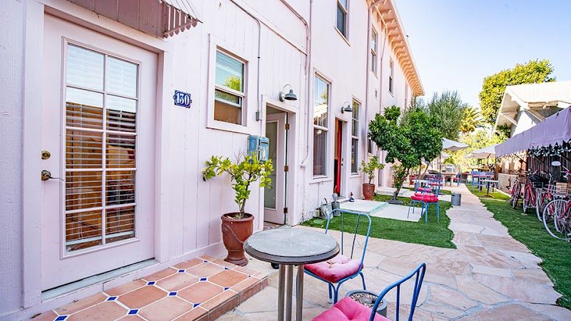 Photo of Metro Hotel & Cafe