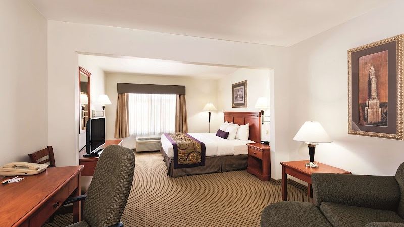 Photo of La Quinta Inn & Suites by Wyndham Kennewick