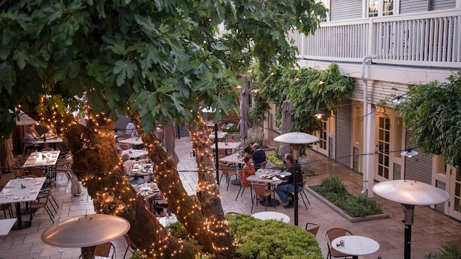 Photo of El Dorado Hotel