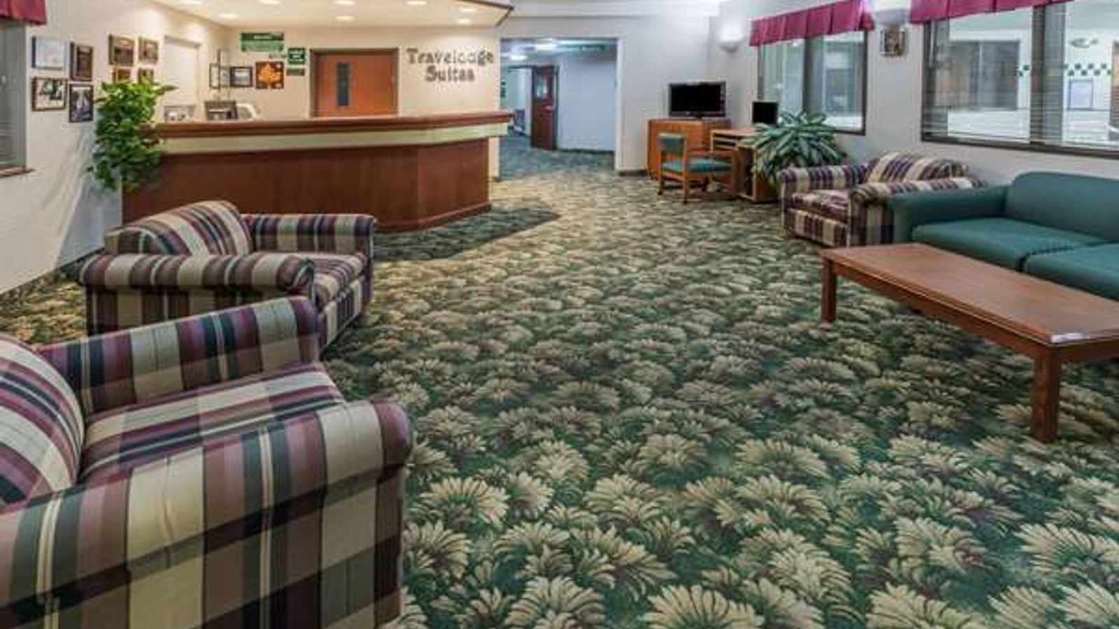 Photo of Travelodge Suites by Wyndham Newberg