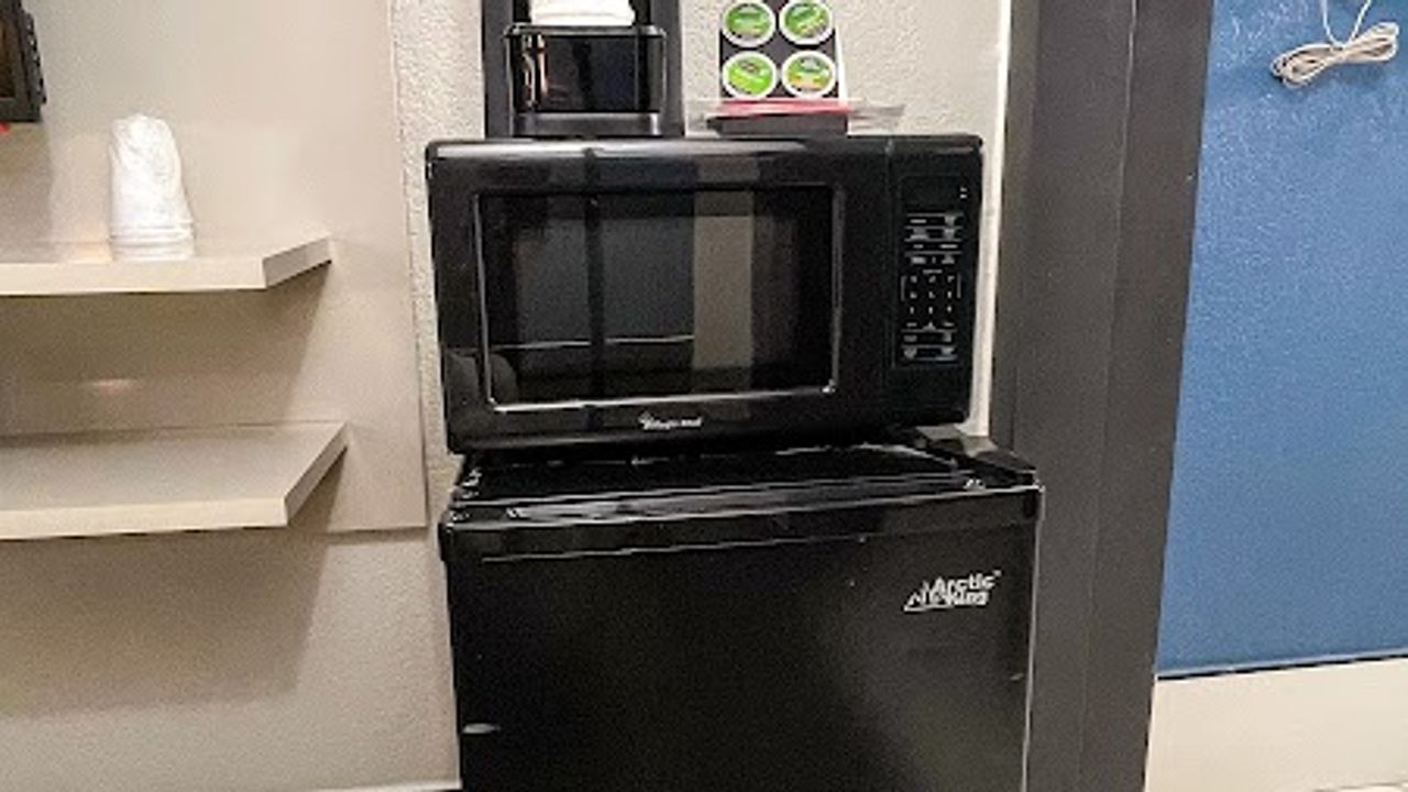 Photo of The Fremont Inn - Fridge, Microwave, Coffee machine