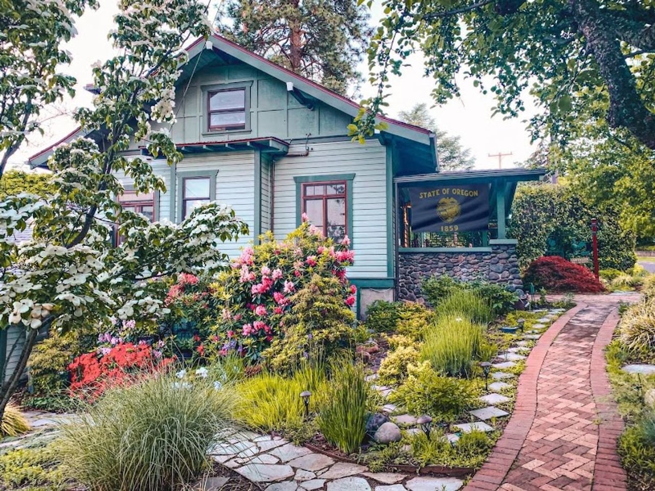 Photo of Chanticleer Inn