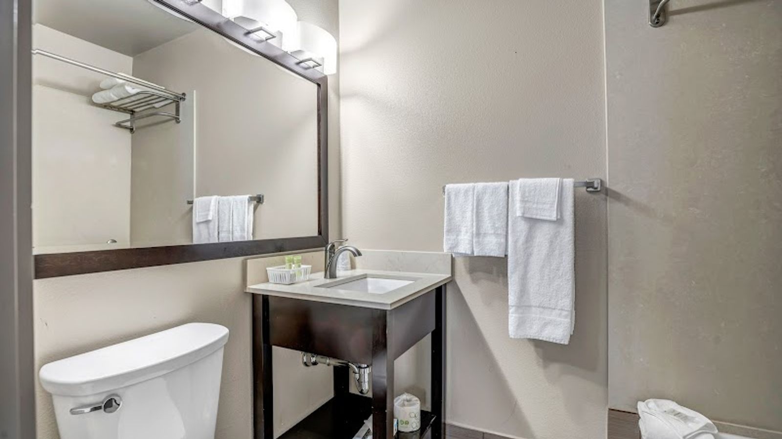 Photo of Eastside Lodge