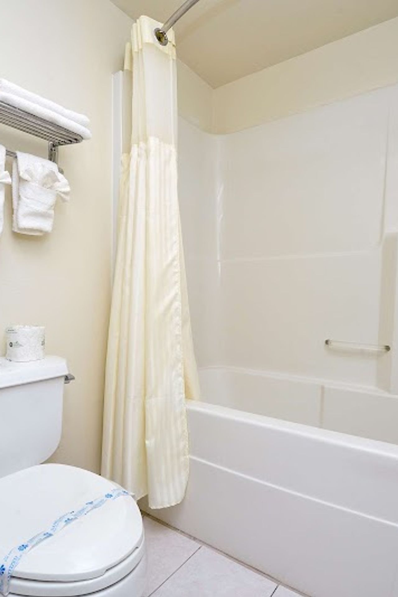 Photo of Americas Best Value Inn Sky Ranch Palo Alto