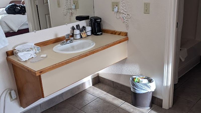 Photo of Clearwater 12 Motel