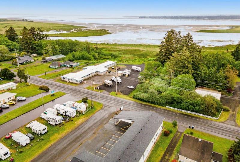 Photo of Silver Sands Motel