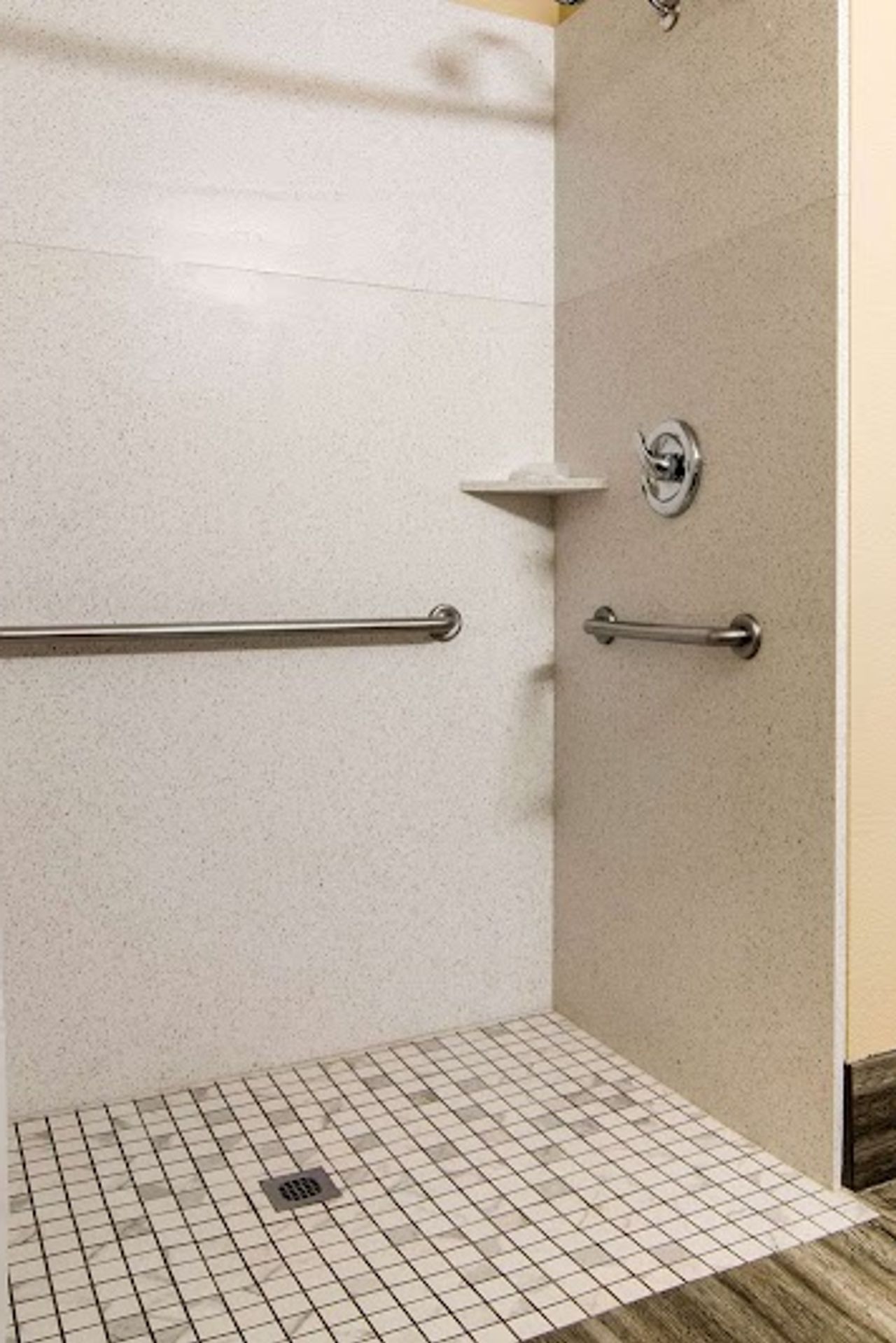 Photo of Quality Inn & Suites
