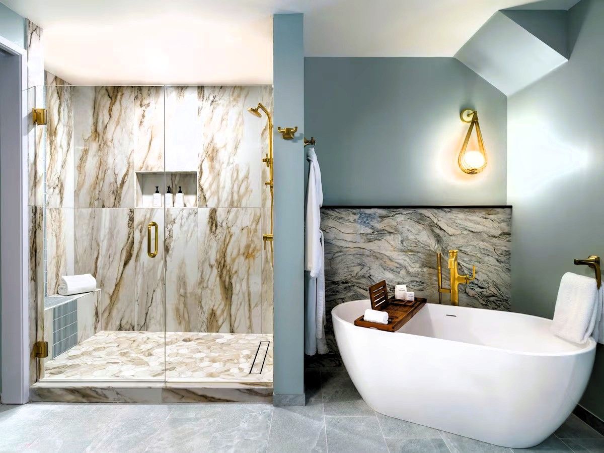 Photo of Vinarosa Resort & Spa - Vinarosa Suite, Walk-in Showers, Deep Soaking Tub