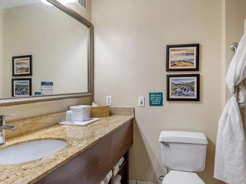 Photo of Comfort Inn & Suites Kelso - Longview