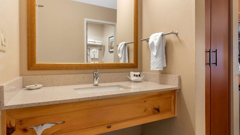 Photo of Best Western Plus Olympic Inn