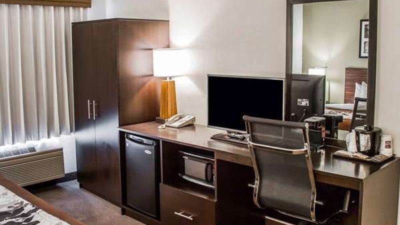 Photo of Sleep Inn & Suites Roseburg North Near Medical Center