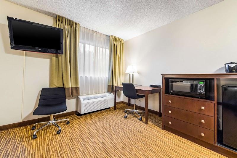 Photo of Quality Inn & Suites Lacey Olympia