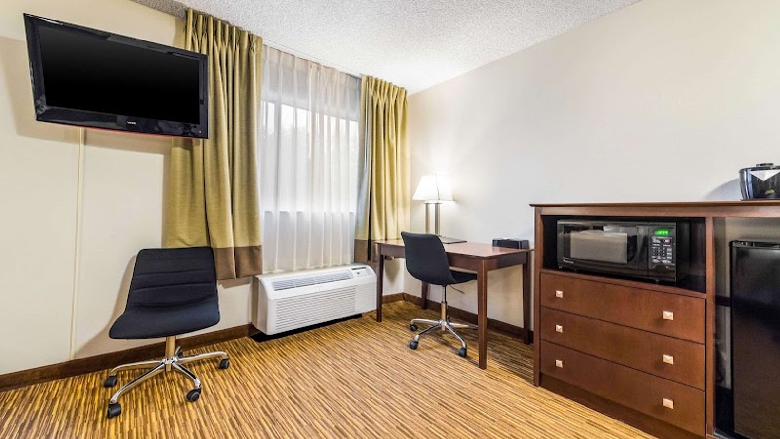 Photo of Quality Inn & Suites Lacey Olympia