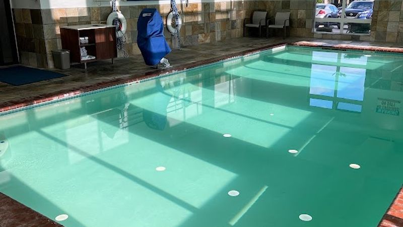 Photo of Holiday Inn Express & Suites