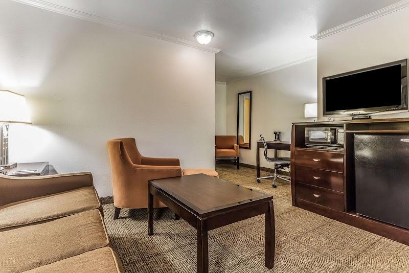 Photo of Comfort Inn Santa Cruz North
