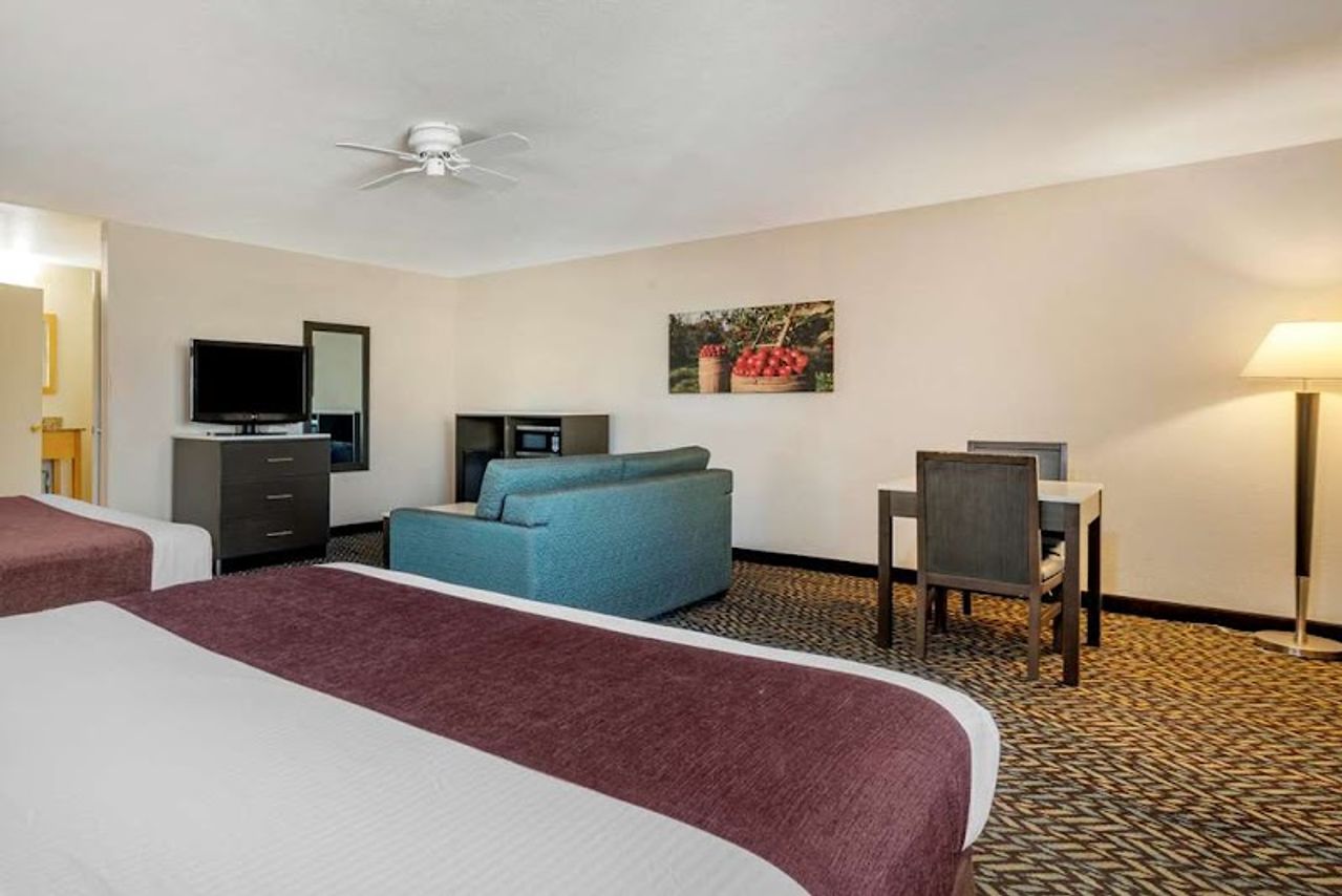 Photo of Best Western Orchard Inn