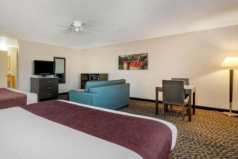 Photo of Best Western Orchard Inn