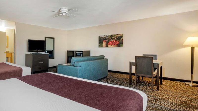 Photo of Best Western Orchard Inn