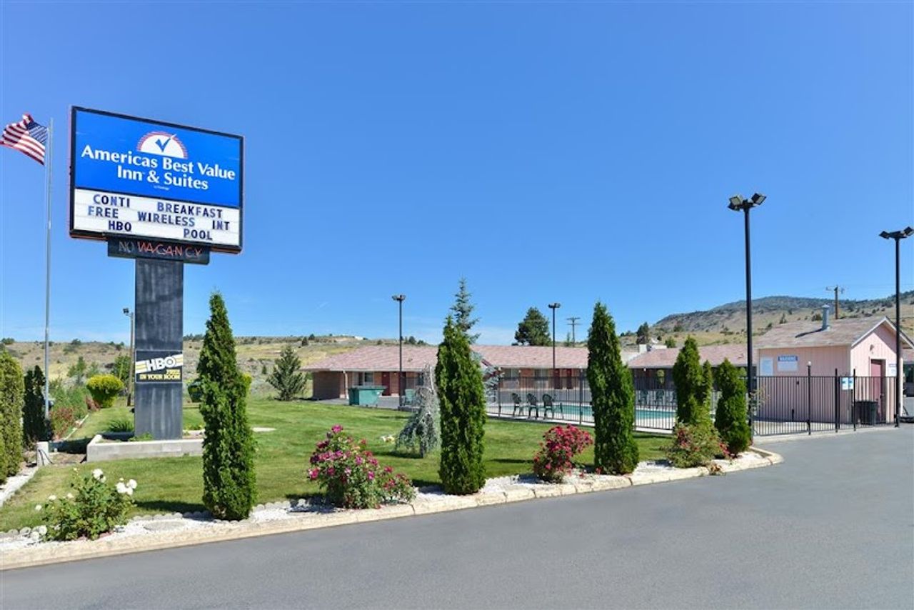Photo of Americas Best Value Inn & Suites Klamath Falls