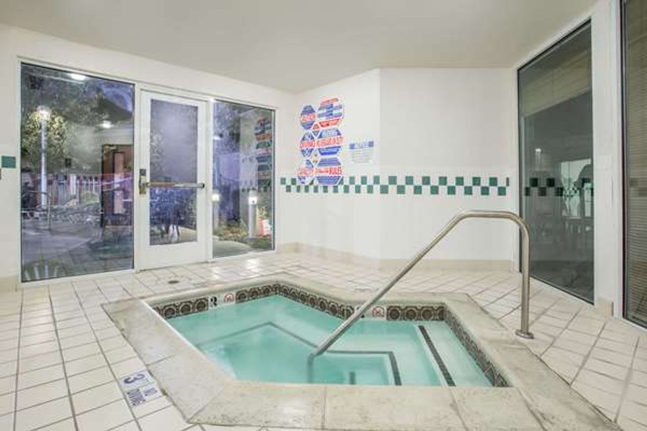 Photo of Hawthorn Suites by Wyndham Livermore Wine Country