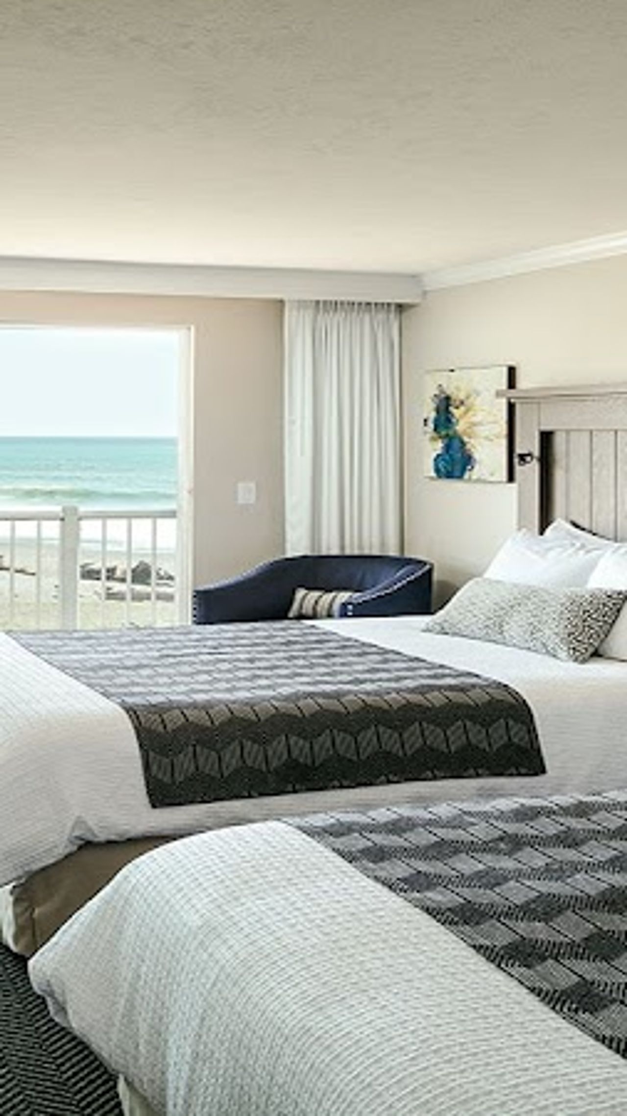 Photo of Beachfront Inn