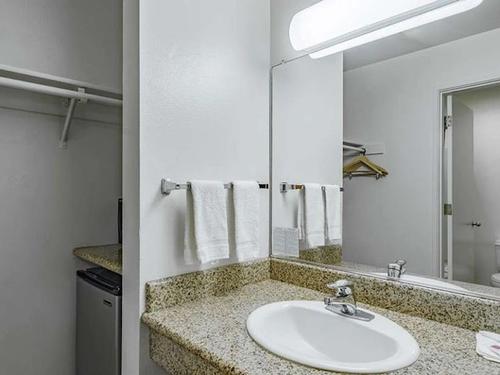 Photo of Motel 6 Gresham, OR - Portland