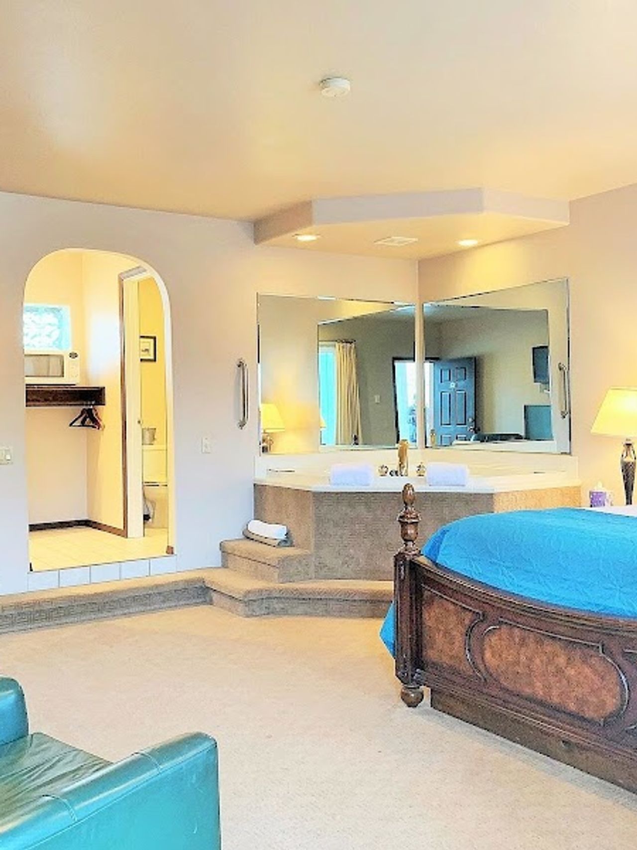 Photo of Breakers Boutique Inn