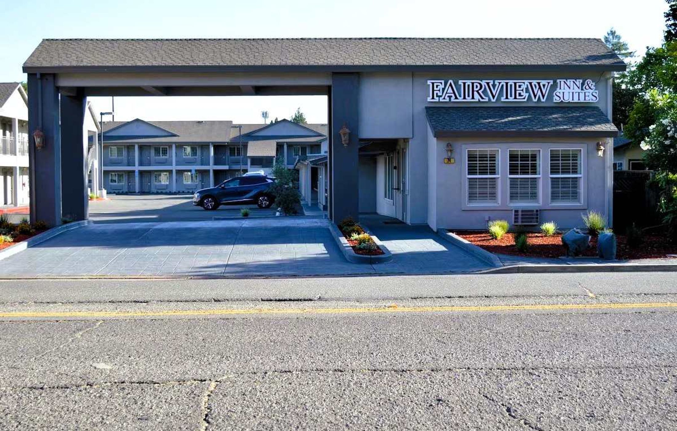 Fairview Inn & Suites