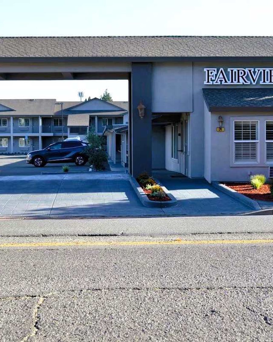 Fairview Inn & Suites