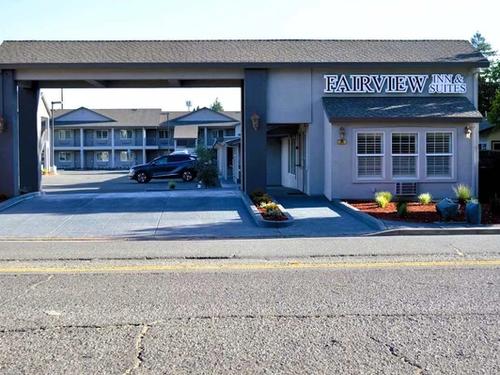 Fairview Inn & Suites