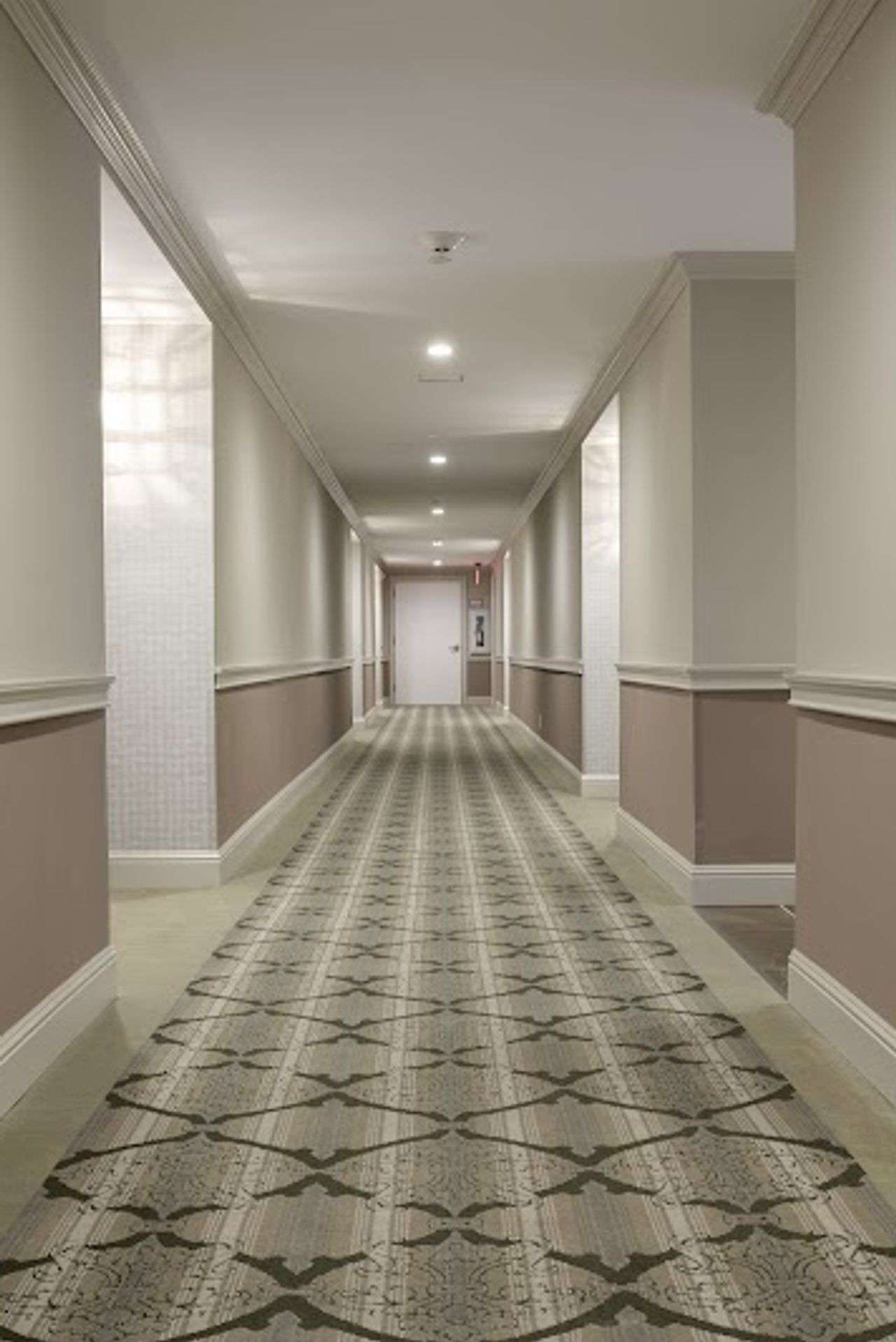 Photo of Woodcrest Hotel
