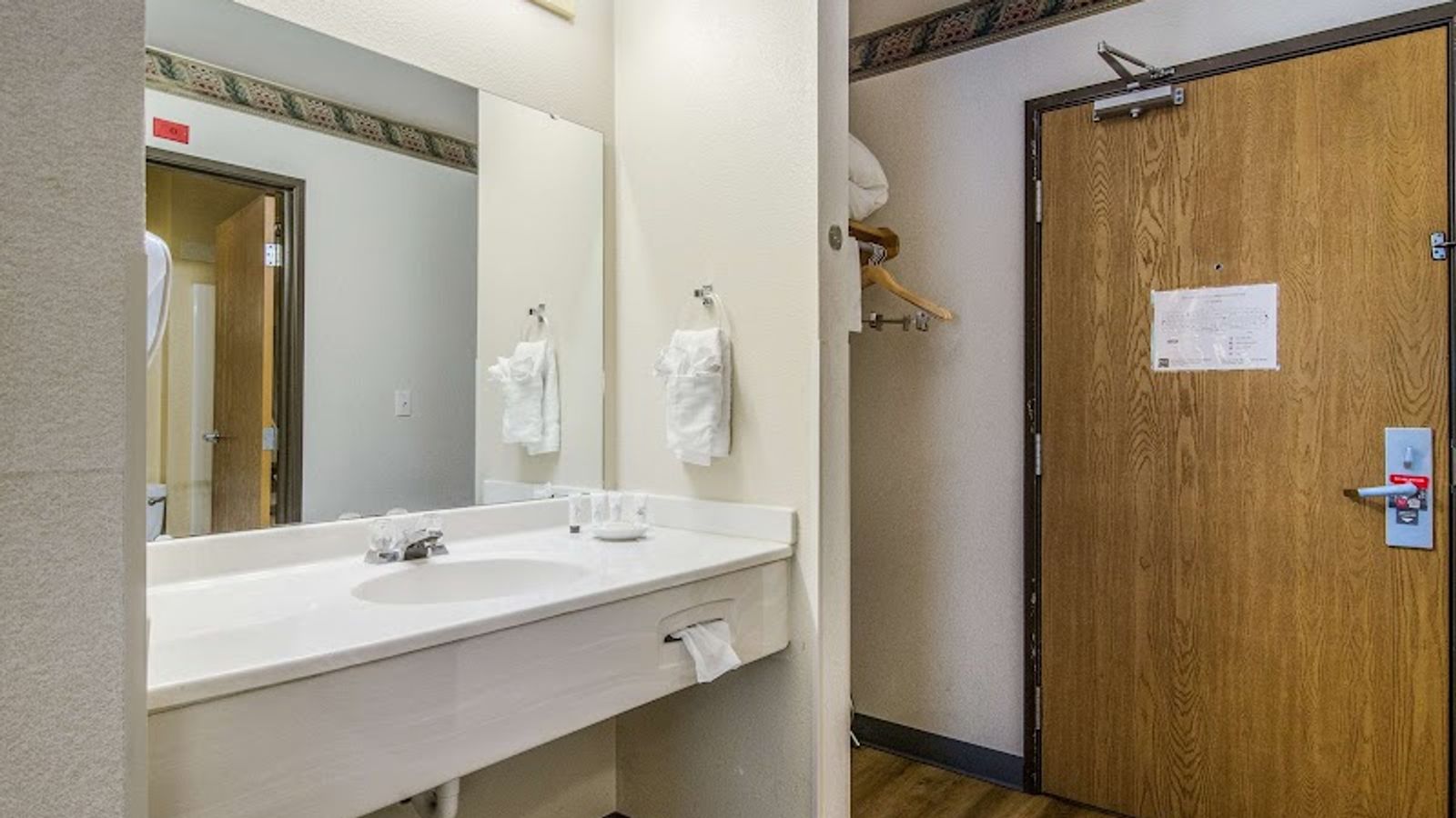 Photo of Red Lion Inn & Suites Port Orchard