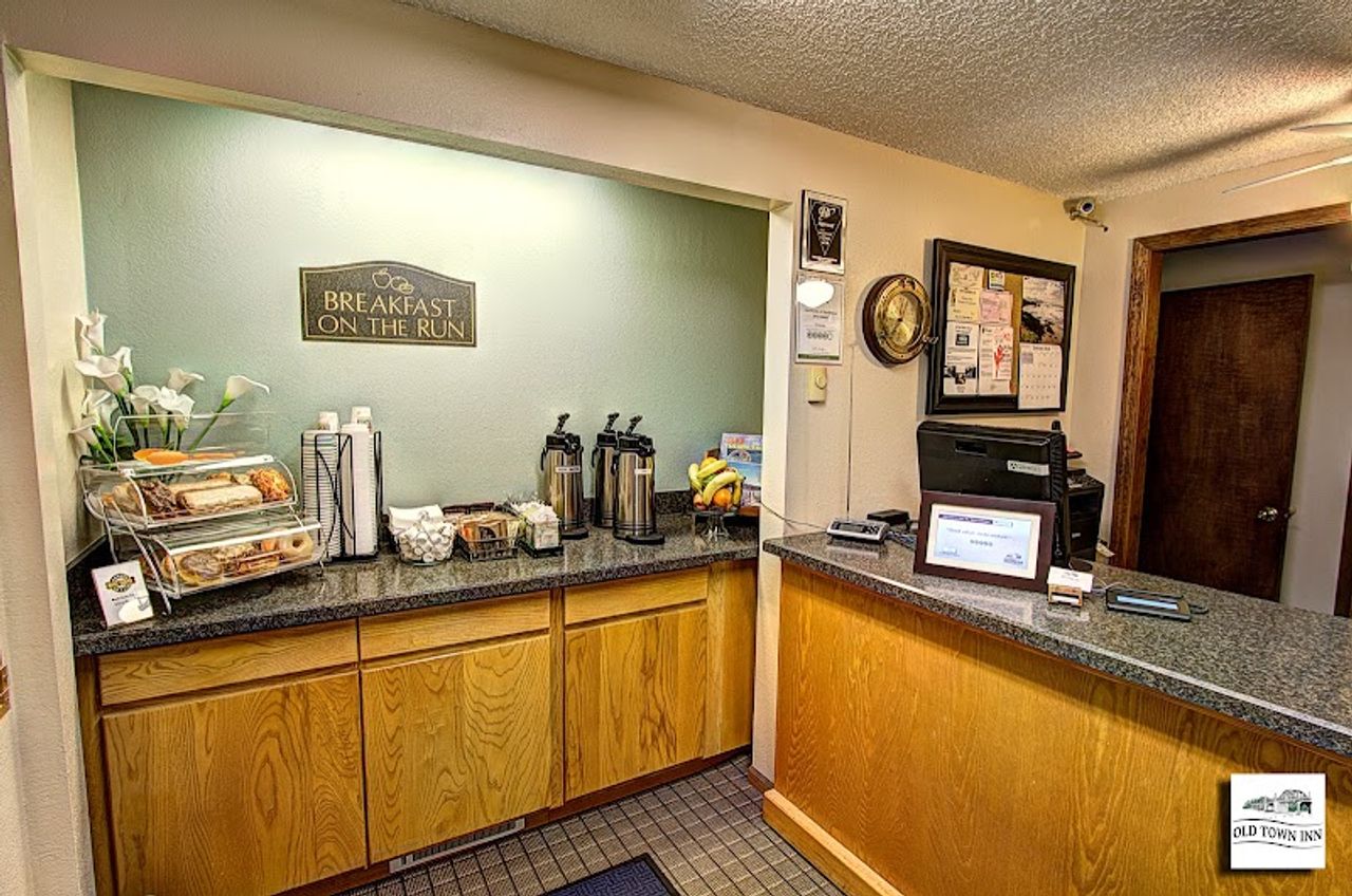 Photo of Super 8 Florence OR (Previously Old Town Inn)