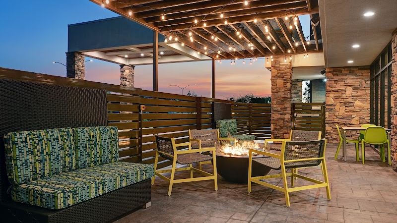 Photo of Home2 Suites by Hilton Tracy