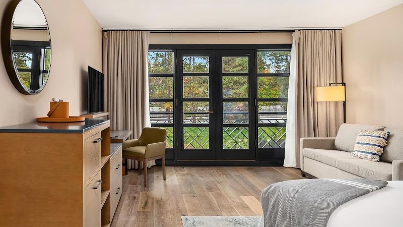 Photo of Bellevue Club Hotel