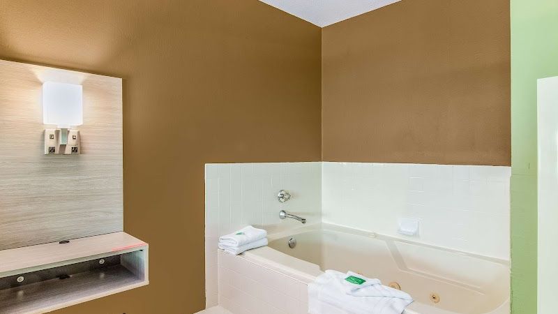 Photo of GuestHouse Poulsbo