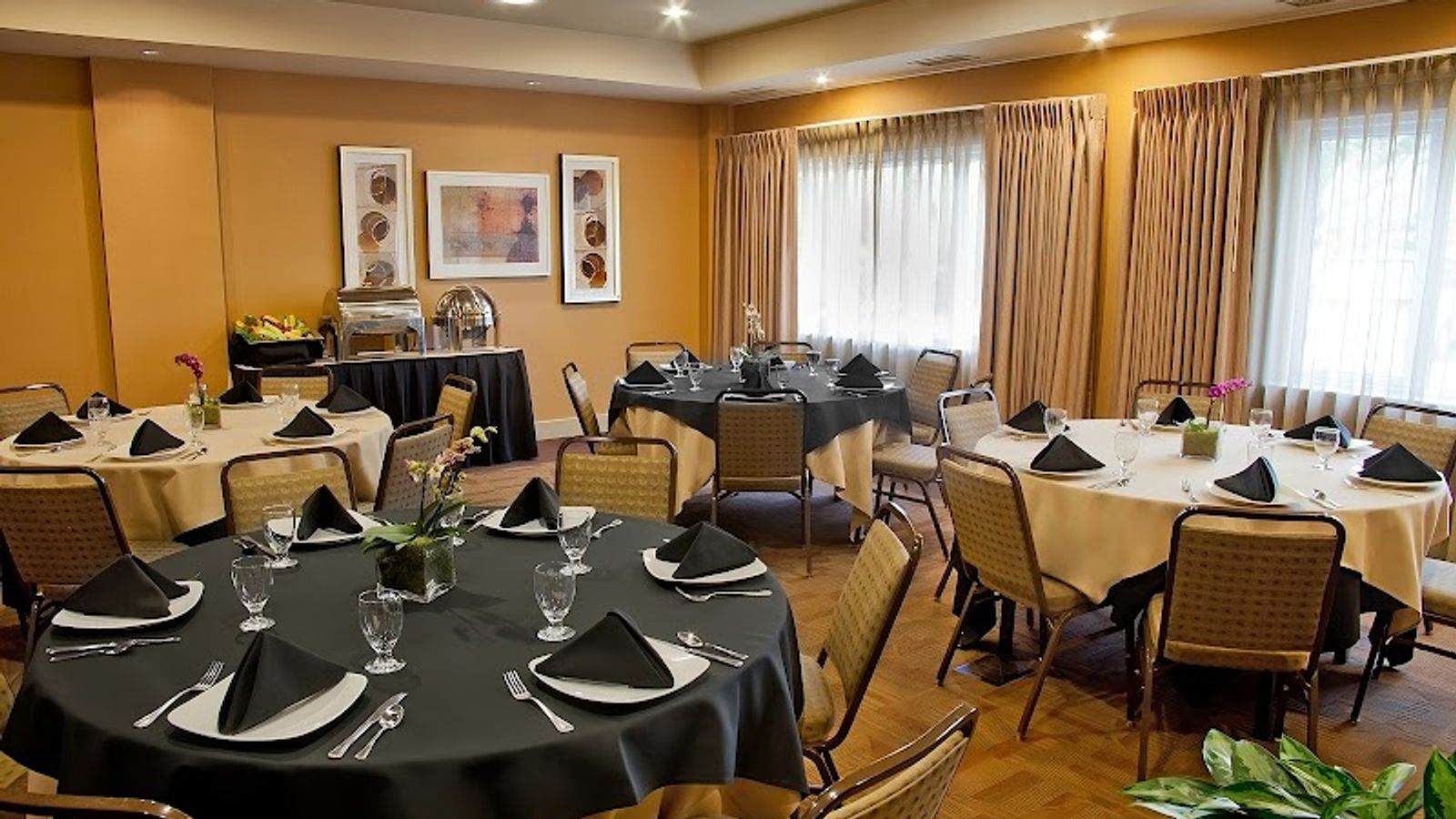 Photo of Eastgate Hotel, BW Signature Collection