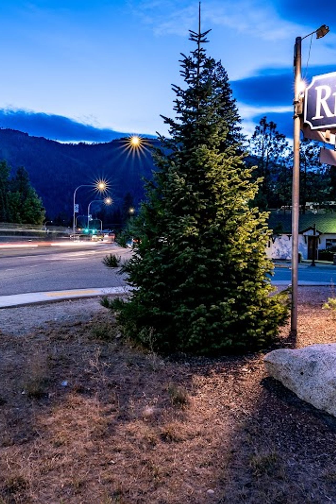 Photo of Alpine Rivers Inn
