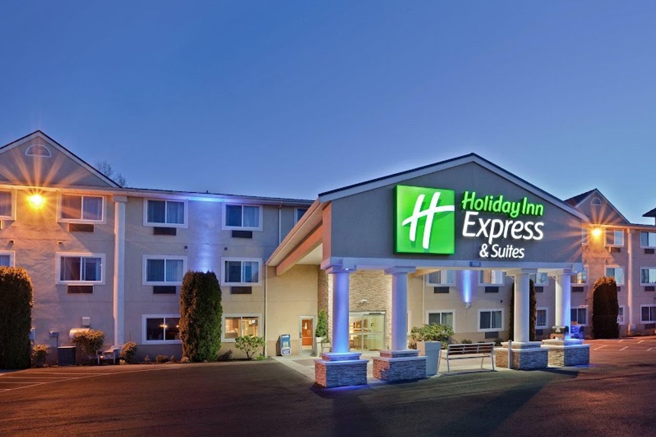 Photo of Holiday Inn Express & Suites Burlington, an IHG Hotel