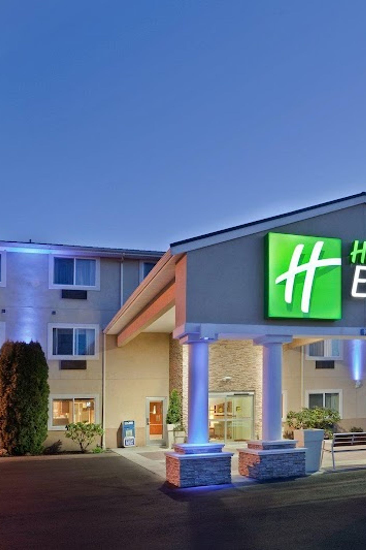 Photo of Holiday Inn Express & Suites Burlington, an IHG Hotel