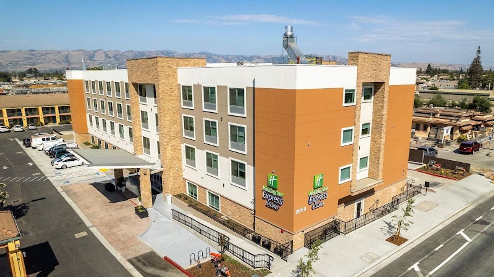 Holiday Inn Express & Suites San Jose – Silicon Valley by IHG