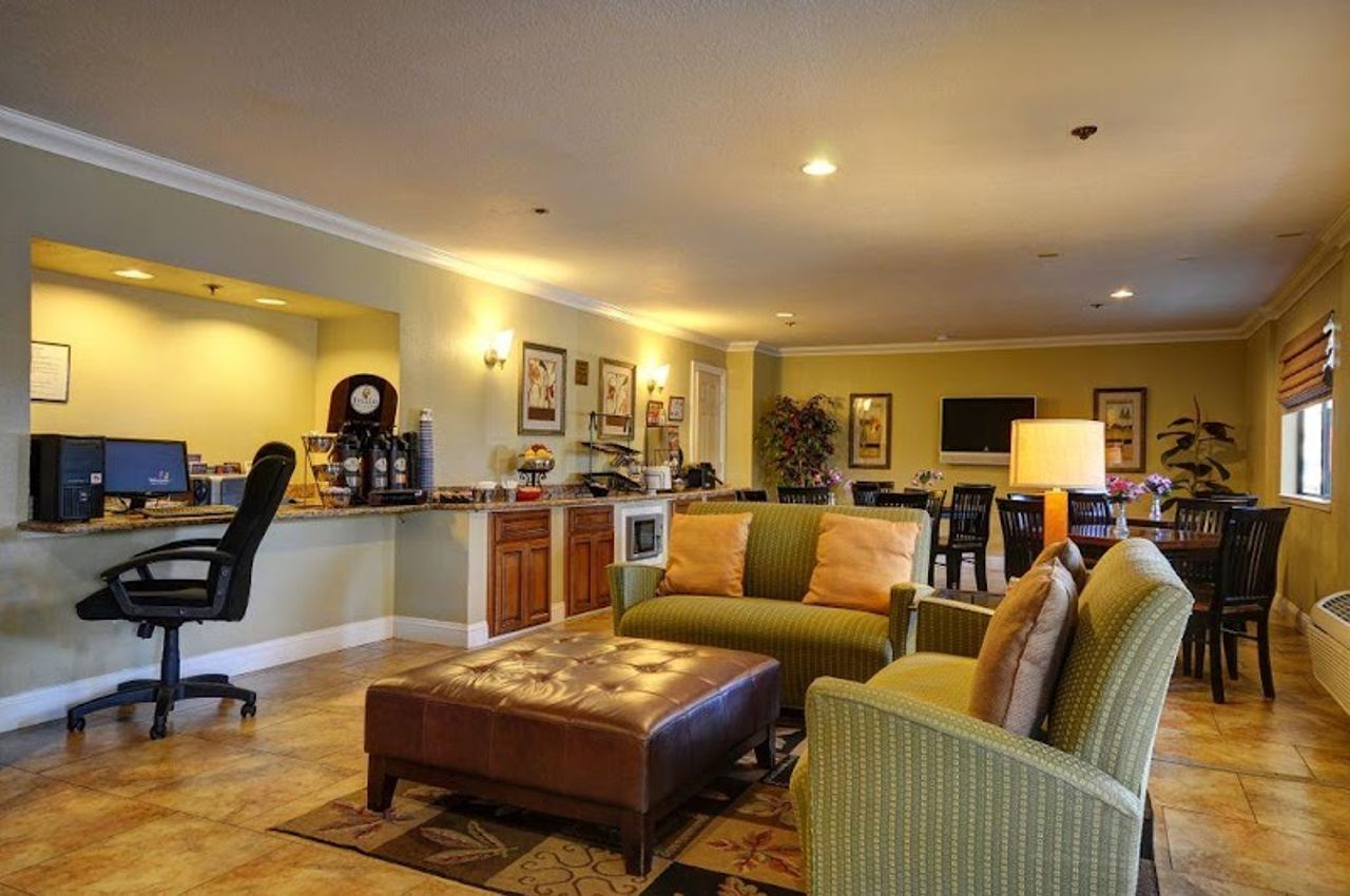 Photo of Best Western Plus Pleasanton Inn