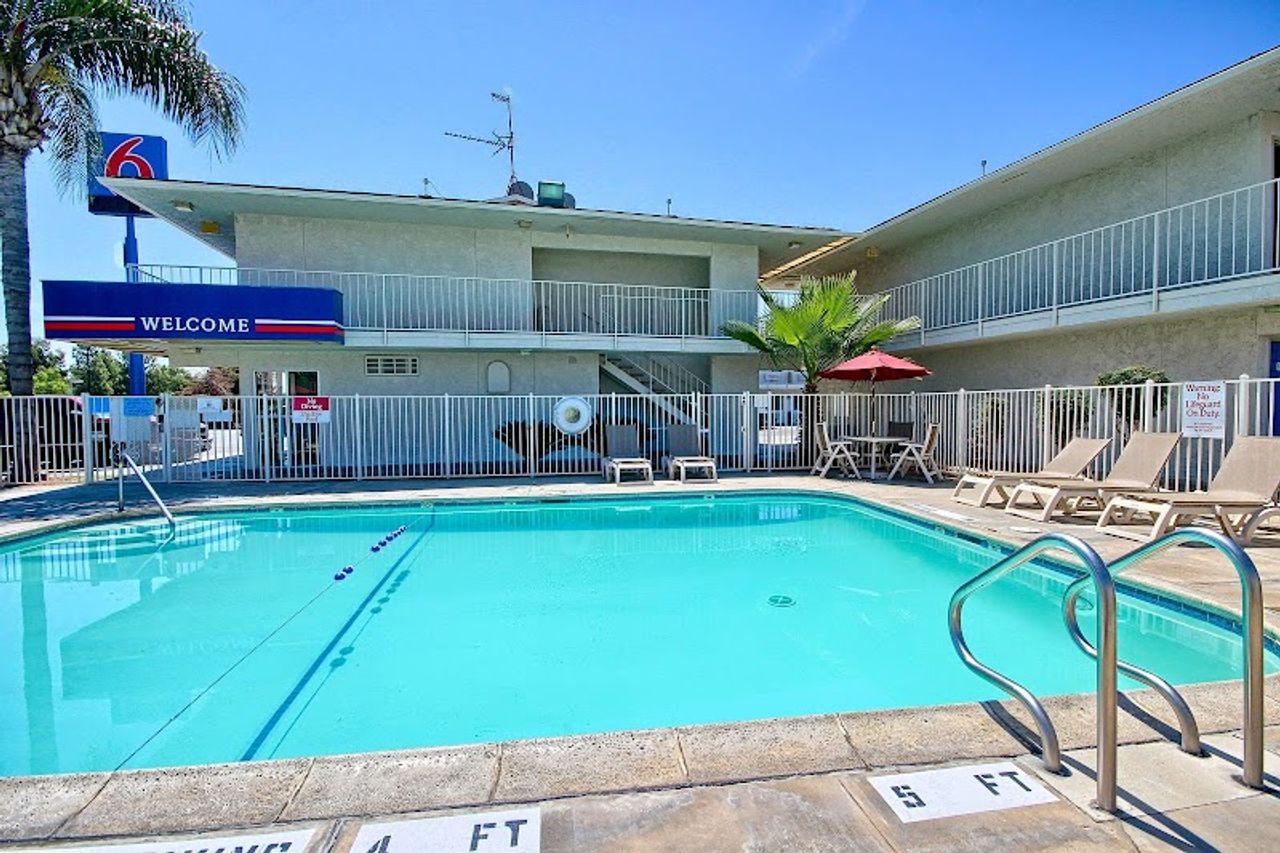 Photo of Motel 6 Tulare, CA